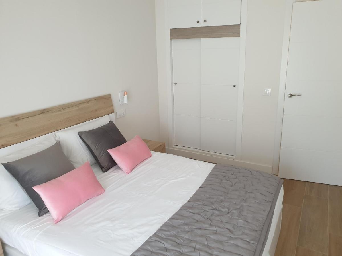 Maxx Apartamento Салоу Экстерьер фото